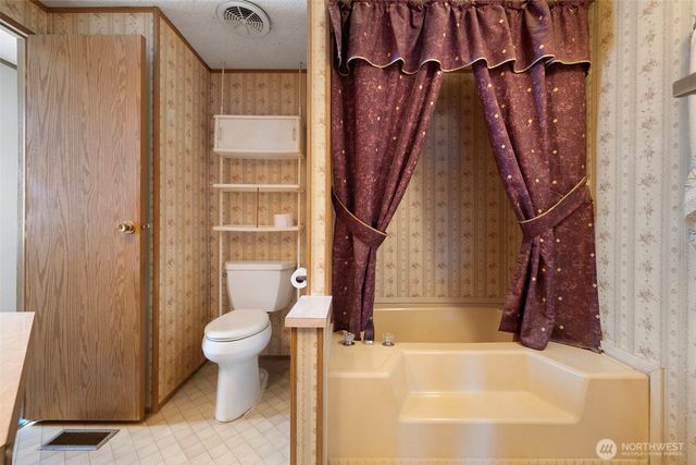 20705 9TH Ave E, Spanaway, WA 98387