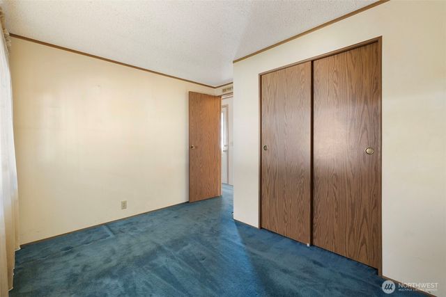 20705 9TH Ave E, Spanaway, WA 98387