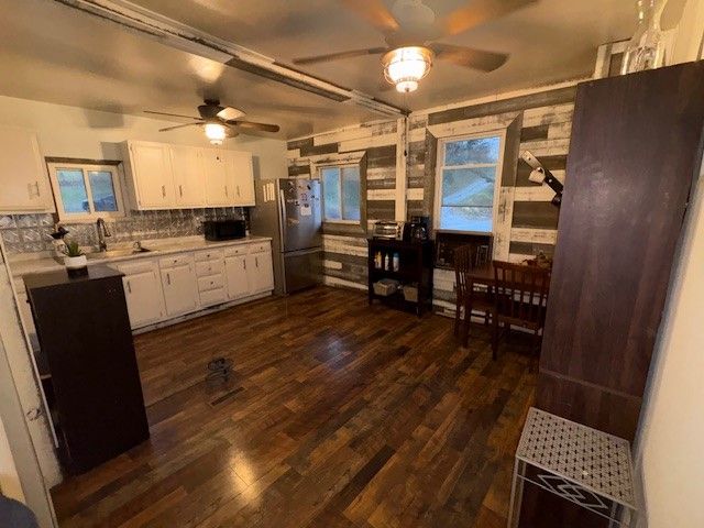 101 Fishpot Rd, Centerville, PA 15333