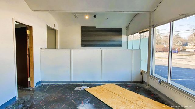 1612 Diamond Avenue NE 1606, Grand Rapids, MI 49505