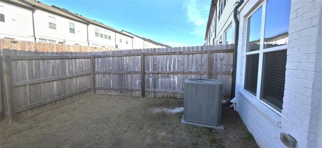 81 Auburn Woods Drive, Auburn, GA 30011