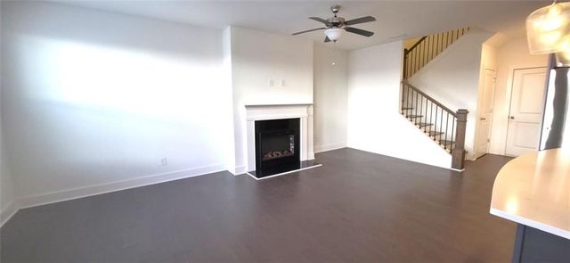 81 Auburn Woods Drive, Auburn, GA 30011