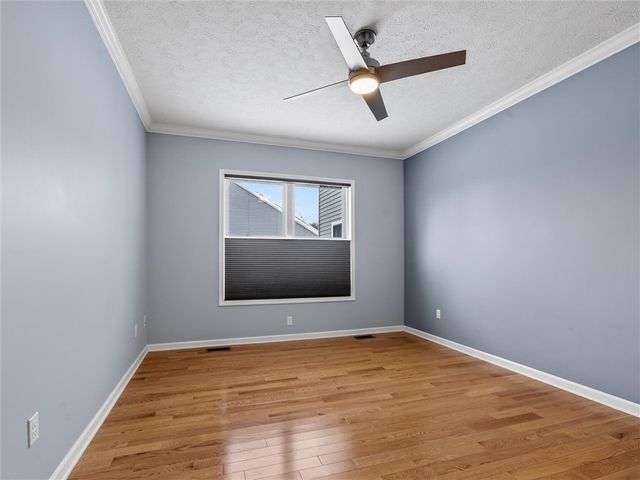 53 Timber Creek Trl, Gates, NY 14606