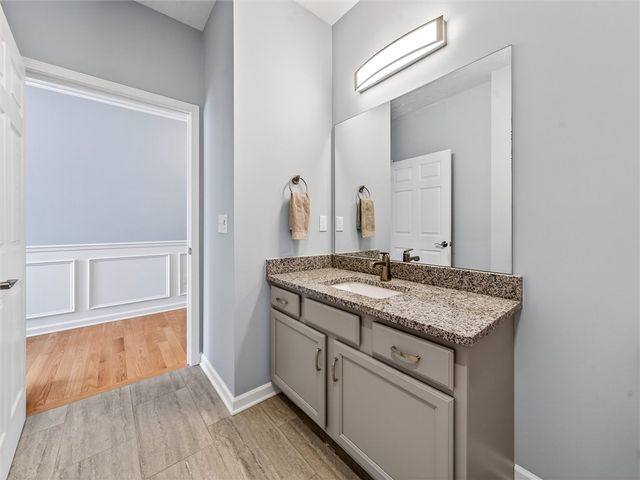 53 Timber Creek Trl, Gates, NY 14606