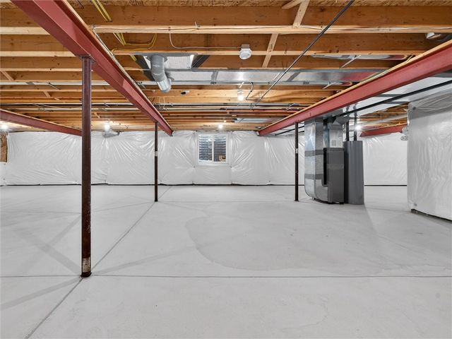 53 Timber Creek Trl, Gates, NY 14606