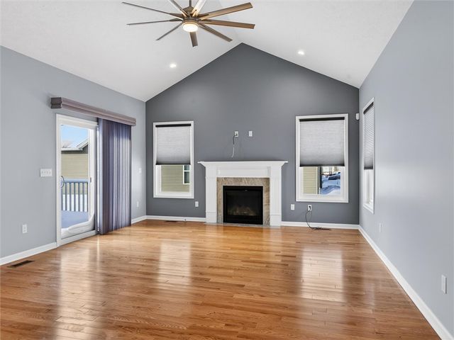 53 Timber Creek Trl, Gates, NY 14606