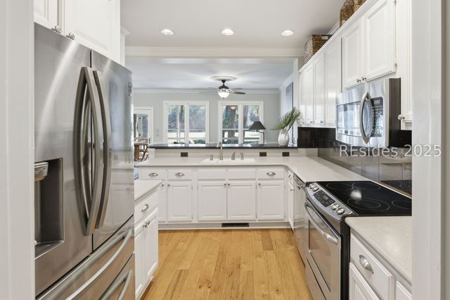 37 Plantation Homes Dr, Daufuskie Island, SC 29915