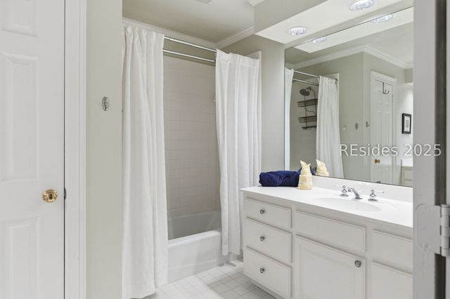 37 Plantation Homes Dr, Daufuskie Island, SC 29915