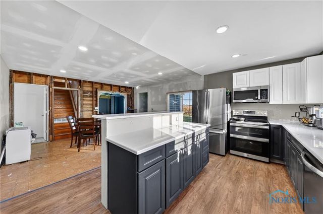 23161 County Road Jk, Archbold, OH 43502