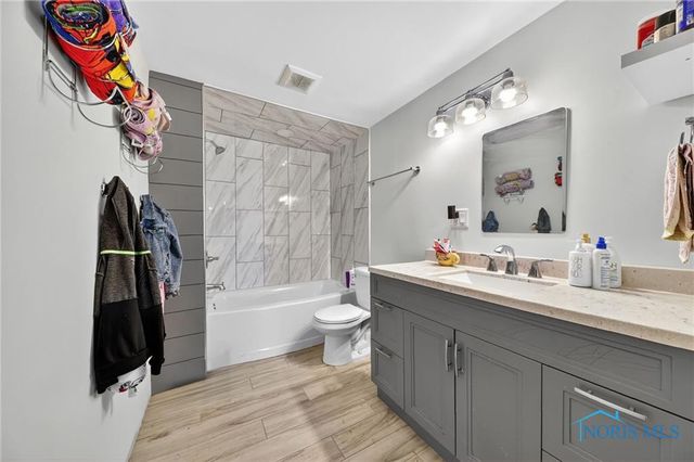 23161 County Road Jk, Archbold, OH 43502