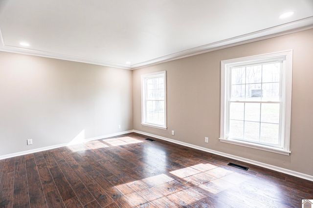 2960 Elliott Road, West Paducah, KY 42086