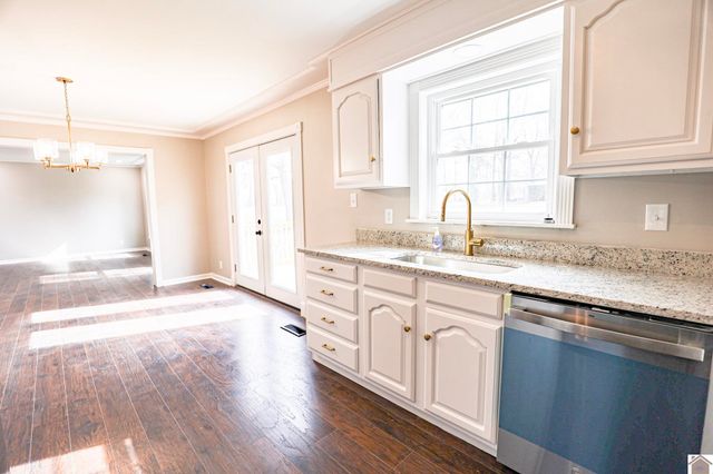 2960 Elliott Road, West Paducah, KY 42086