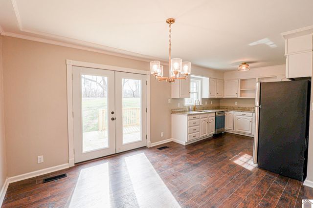 2960 Elliott Road, West Paducah, KY 42086