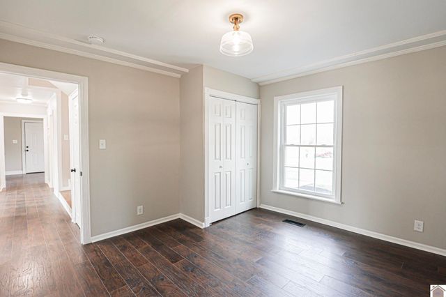 2960 Elliott Road, West Paducah, KY 42086