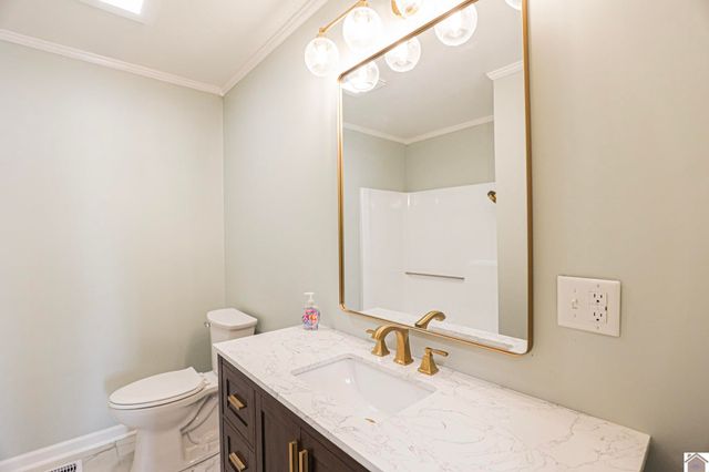 2960 Elliott Road, West Paducah, KY 42086