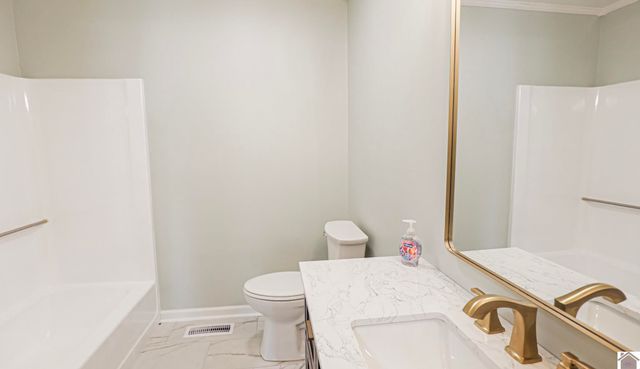 2960 Elliott Road, West Paducah, KY 42086