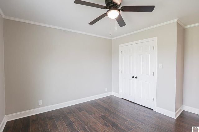 2960 Elliott Road, West Paducah, KY 42086