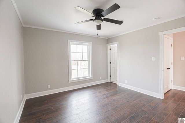 2960 Elliott Road, West Paducah, KY 42086