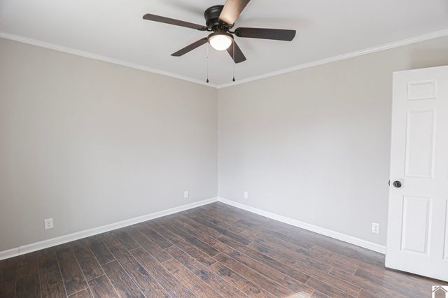 2960 Elliott Road, West Paducah, KY 42086