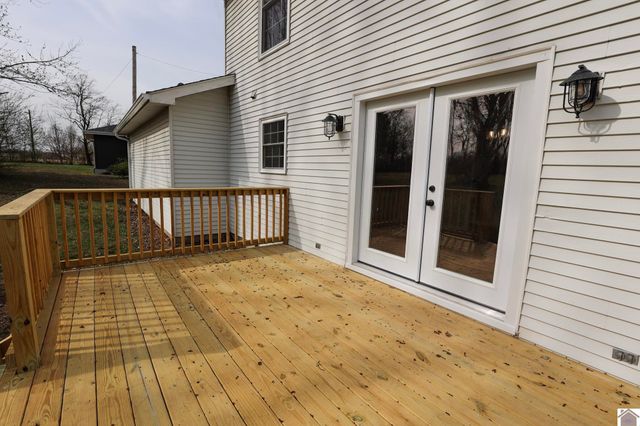 2960 Elliott Road, West Paducah, KY 42086