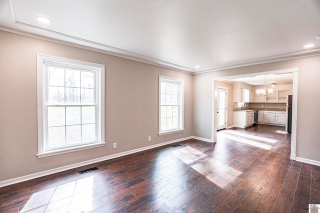 2960 Elliott Road, West Paducah, KY 42086