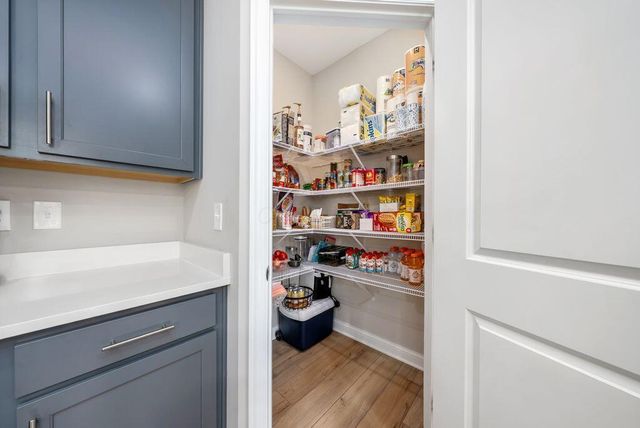 546 Clark Drive, Reynoldsburg, OH 43068