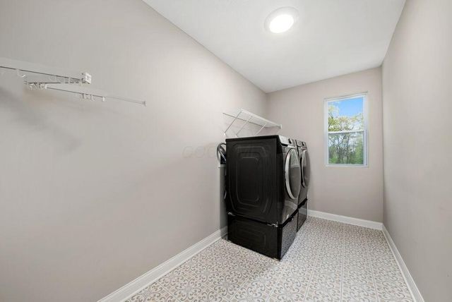 546 Clark Drive, Reynoldsburg, OH 43068