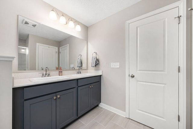 546 Clark Drive, Reynoldsburg, OH 43068