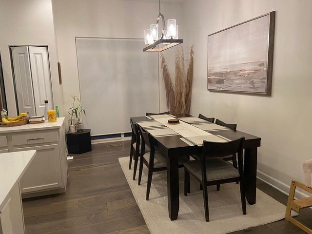 513 N Pershing Court, Barrington, IL 60010