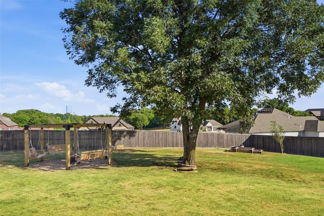 2115 E 45th Circle S, Sand Springs, OK 74063