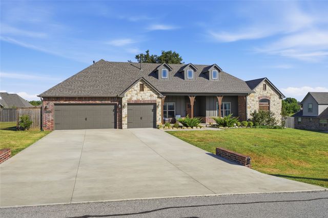 2115 E 45th Circle S, Sand Springs, OK 74063