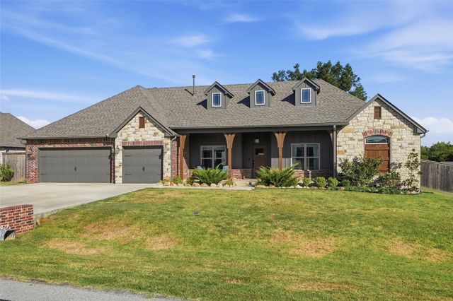 2115 E 45th Circle S, Sand Springs, OK 74063
