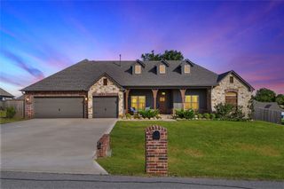 2115 E 45th Circle S, Sand Springs, OK 74063