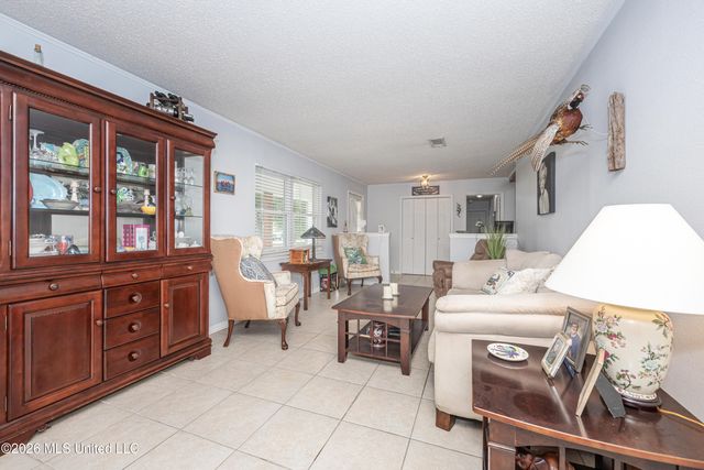 117 Muirfield Court, Ocean Springs, MS 39564