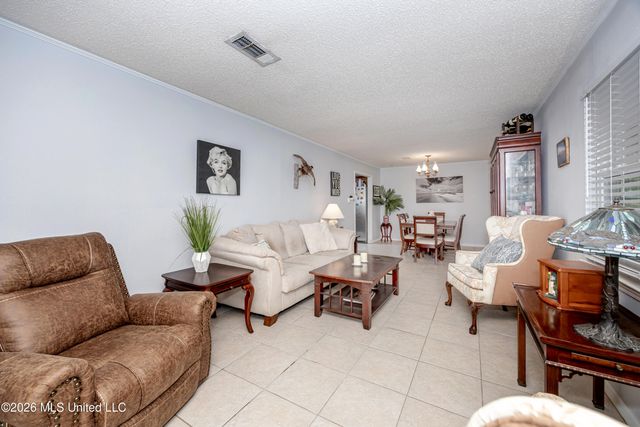 117 Muirfield Court, Ocean Springs, MS 39564