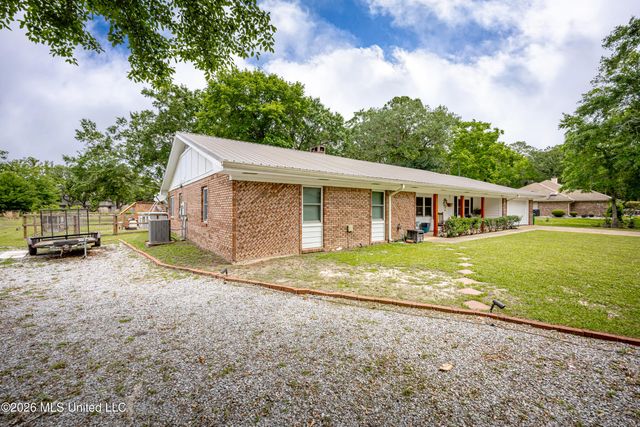 117 Muirfield Court, Ocean Springs, MS 39564
