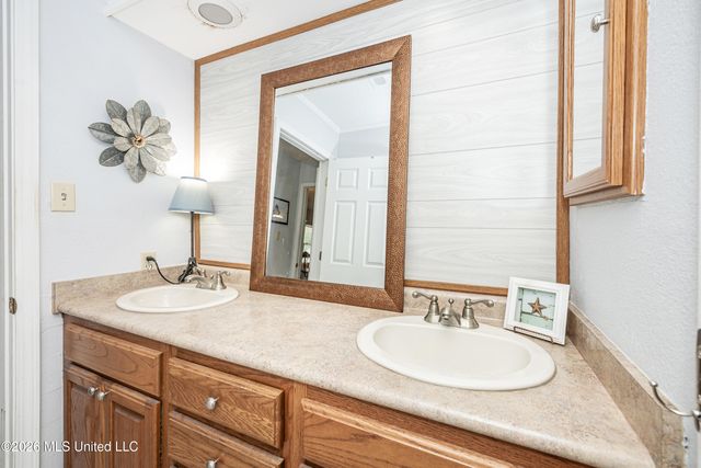 117 Muirfield Court, Ocean Springs, MS 39564