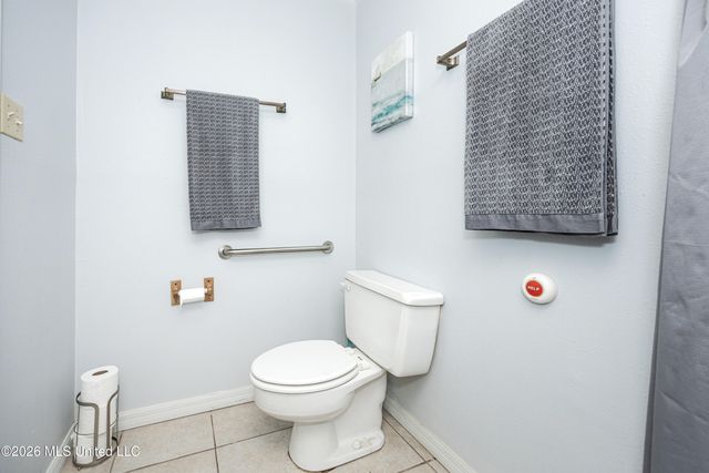 117 Muirfield Court, Ocean Springs, MS 39564