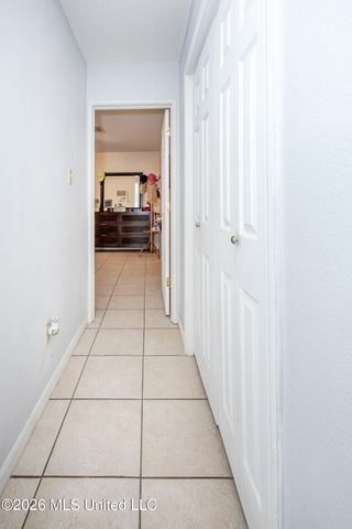 117 Muirfield Court, Ocean Springs, MS 39564