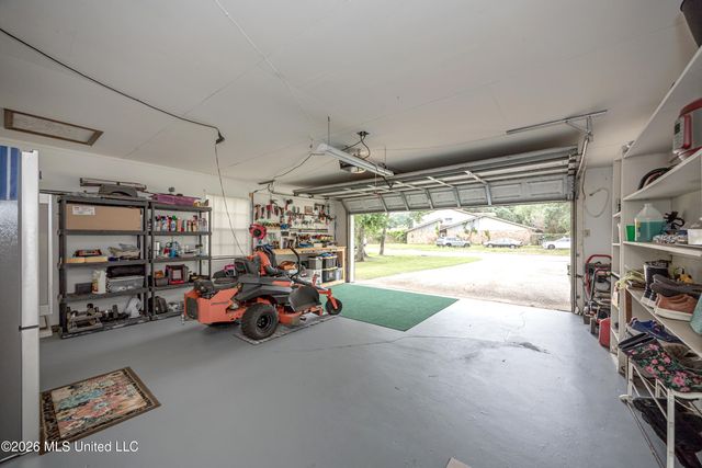 117 Muirfield Court, Ocean Springs, MS 39564