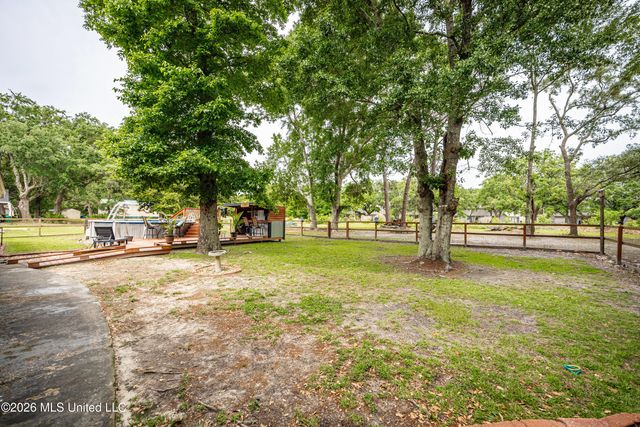 117 Muirfield Court, Ocean Springs, MS 39564