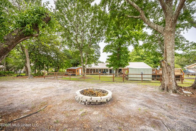 117 Muirfield Court, Ocean Springs, MS 39564