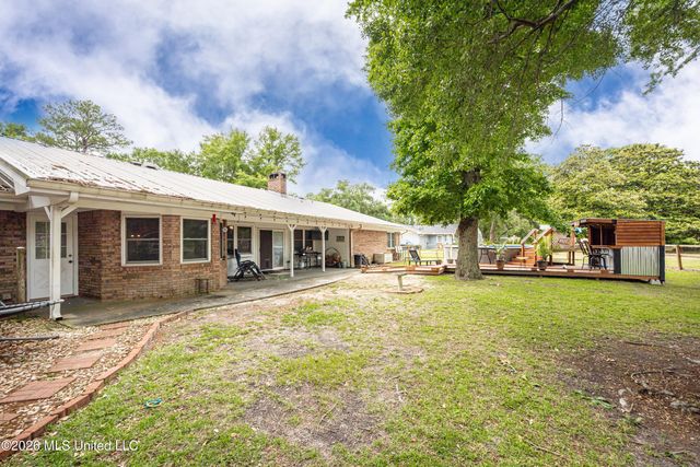 117 Muirfield Court, Ocean Springs, MS 39564