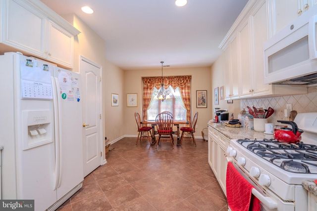 3 HIGHT BLVD, Hightstown, NJ 08520