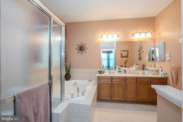 3 HIGHT BLVD, Hightstown, NJ 08520