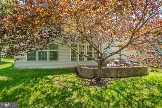 3 HIGHT BLVD, Hightstown, NJ 08520