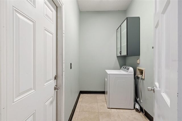 3632 COLD CREEK DRIVE, Valrico, FL 33596