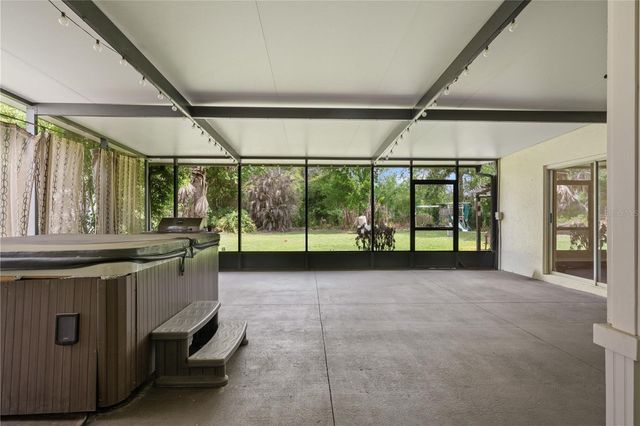 3632 COLD CREEK DRIVE, Valrico, FL 33596