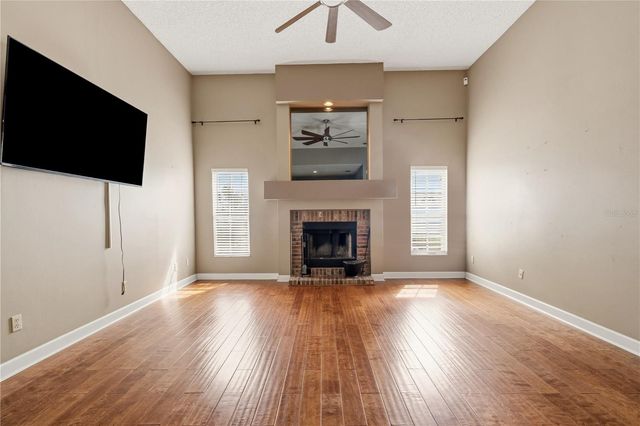 3632 COLD CREEK DRIVE, Valrico, FL 33596