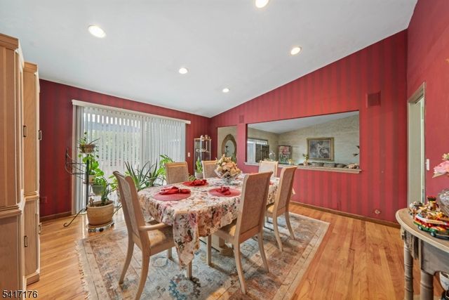 220 Horseshoe Rd, Berkeley Heights Twp., NJ 07922